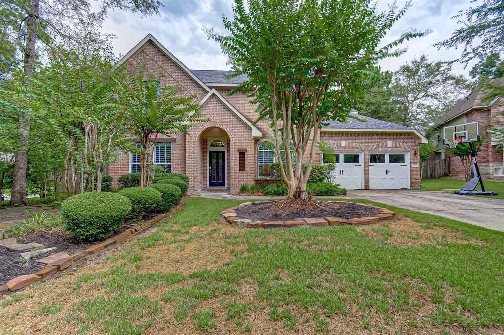 3 Vincent Court, The Woodlands, TX 77382