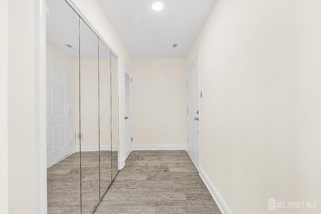 163 Hidden Hollow Court, Edison, NJ 08820