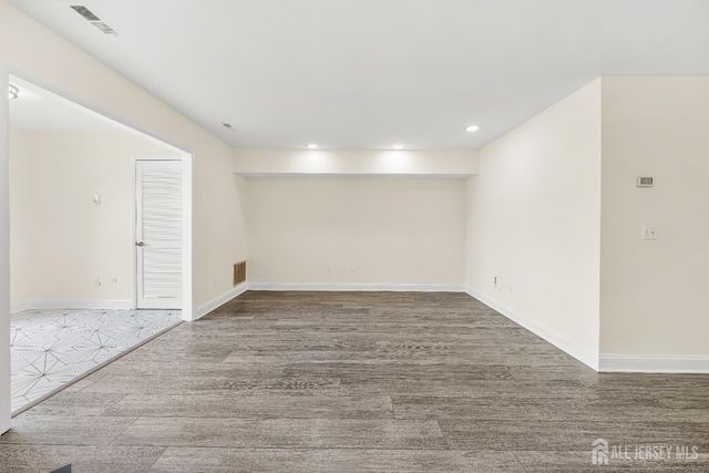 163 Hidden Hollow Court, Edison, NJ 08820