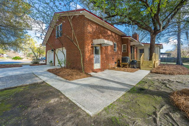 2206 Hunter Creek Drive, Charleston, SC 29414