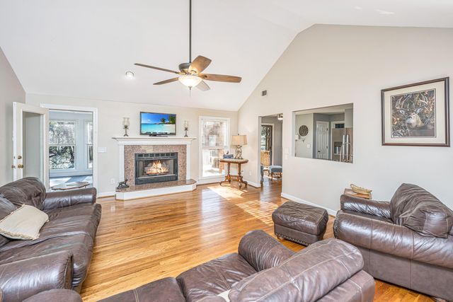 2206 Hunter Creek Drive, Charleston, SC 29414