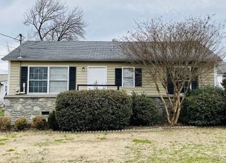 1503 Lawndale St, Fayetteville, TN 37334
