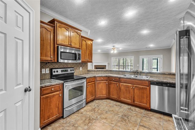 655 River Birch Circle, Wetumpka, AL 36093