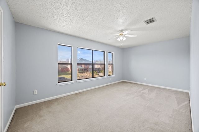 3152 Spyglass Drive, Grand Prairie, TX 75052