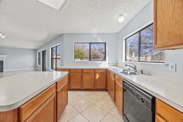 3152 Spyglass Drive, Grand Prairie, TX 75052