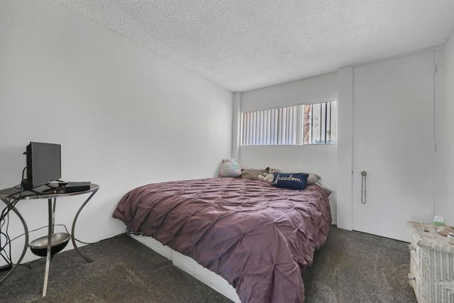 2504 N Whitewater Club Drive A, Palm Springs, CA 92262