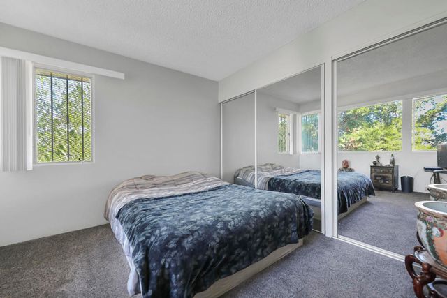 2504 N Whitewater Club Drive A, Palm Springs, CA 92262