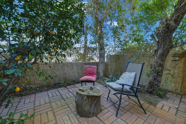 2504 N Whitewater Club Drive A, Palm Springs, CA 92262