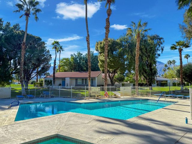 2504 N Whitewater Club Drive A, Palm Springs, CA 92262