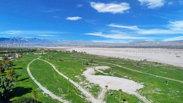 2504 N Whitewater Club Drive A, Palm Springs, CA 92262