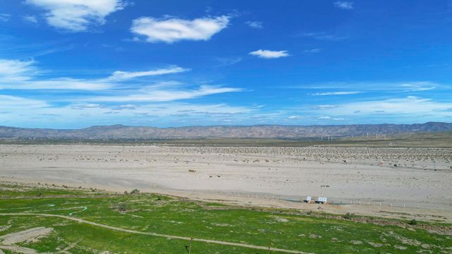 2504 N Whitewater Club Drive A, Palm Springs, CA 92262