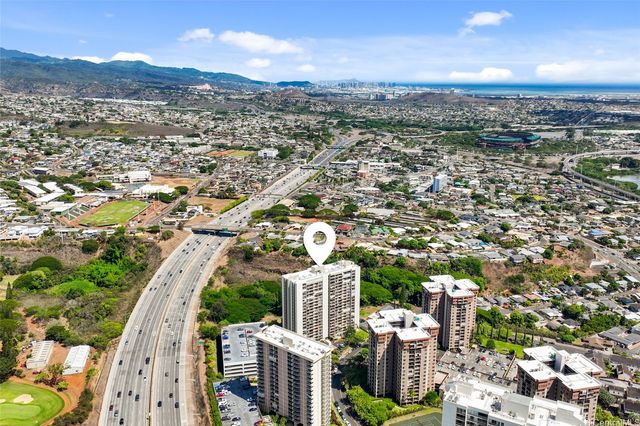 98-500 Koauka Loop 18A, Aiea, HI 96701
