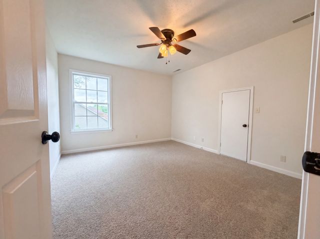 1309 Andrea Ln, Portland, TN 37148