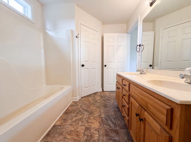 1309 Andrea Ln, Portland, TN 37148