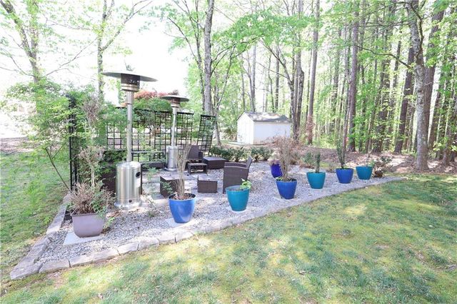 6395 Seymour Court, Acworth, GA 30101