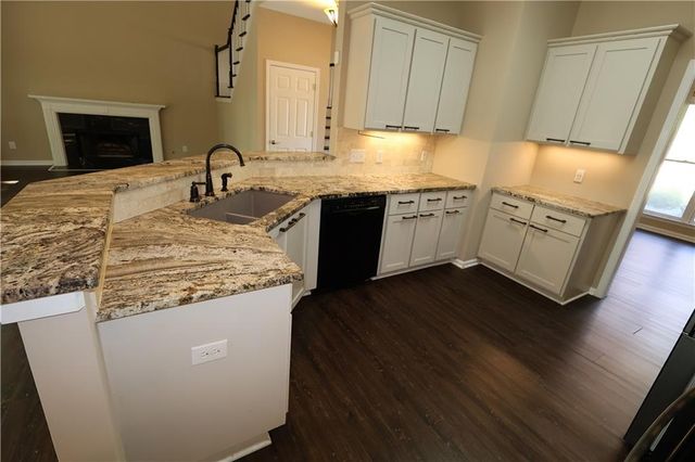 6395 Seymour Court, Acworth, GA 30101