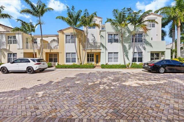 4980 NW 15TH Avenue, Boca Raton, FL 33431