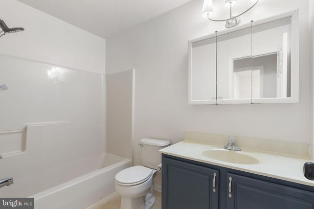 890 DOE CT, Royersford, PA 19468