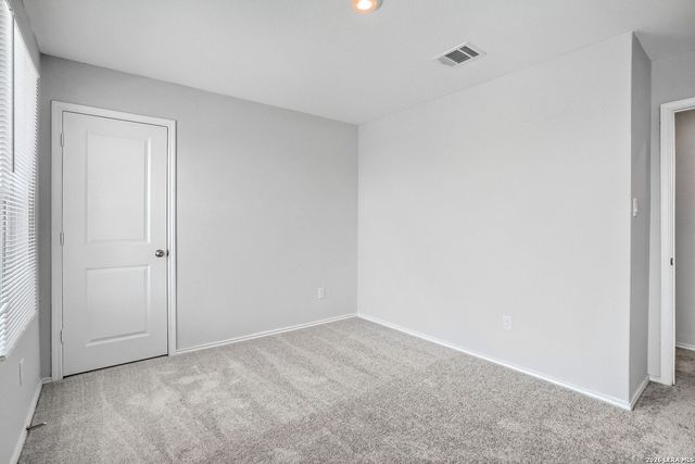 5905 Antonio Pl, Seguin, TX 78155