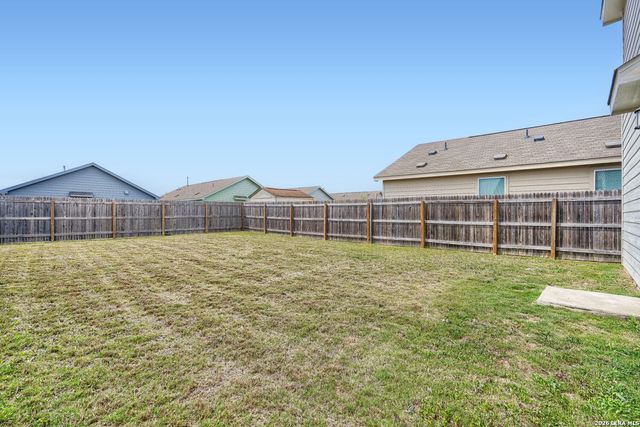 5905 Antonio Pl, Seguin, TX 78155