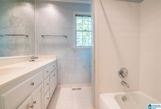 4049 CROSS GROVE CIRCLE, Birmingham, AL 35242