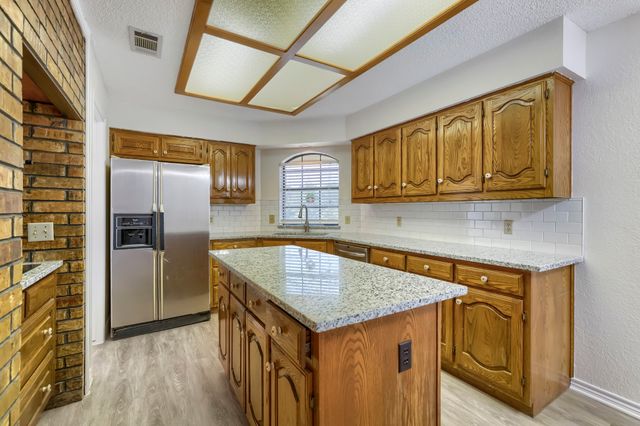 1931 Silver Creek Place, Duncanville, TX 75137