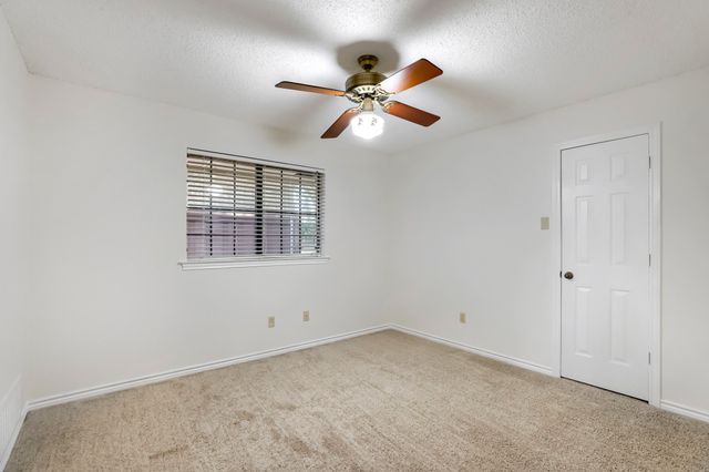 1931 Silver Creek Place, Duncanville, TX 75137
