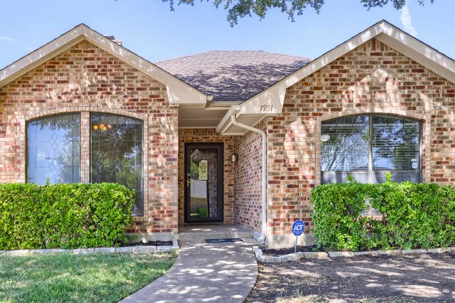 1931 Silver Creek Place, Duncanville, TX 75137