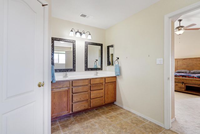 10078 CALLE CHULITA Road NW, Albuquerque, NM 87114