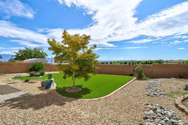 10078 CALLE CHULITA Road NW, Albuquerque, NM 87114