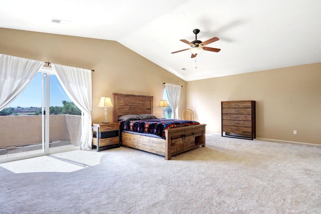 10078 CALLE CHULITA Road NW, Albuquerque, NM 87114