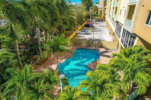 3500 Coral Way 1213, Miami, FL 33145