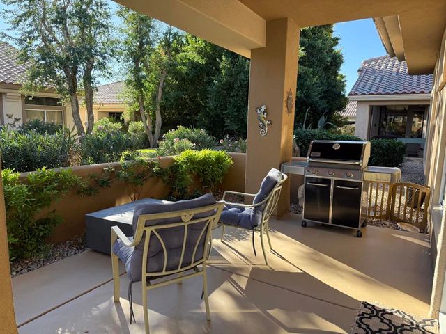 78209 Yucca Blossom Drive, Palm Desert, CA 92211