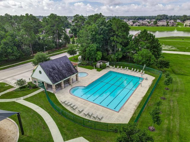 25008 Calais New Court Lane, Kingwood, TX 77339