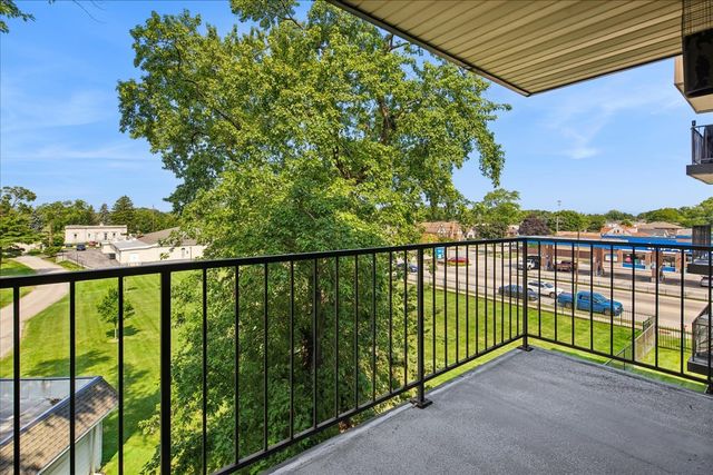 7707 W Irving Park Road 308, Chicago, IL 60634