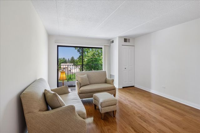 7707 W Irving Park Road 308, Chicago, IL 60634