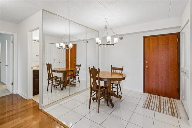 7707 W Irving Park Road 308, Chicago, IL 60634