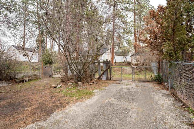 617 S FARR Rd, Spokane Valley, WA 99206