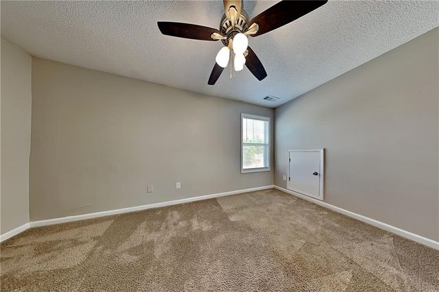 3974 Potomac Walk Court, Loganville, GA 30052