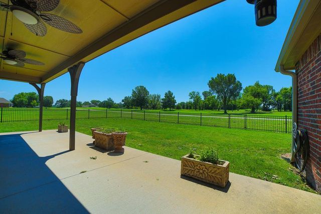 5026 Lake Breeze Road, Grove, OK 74344
