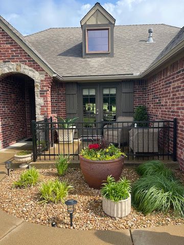 5026 Lake Breeze Road, Grove, OK 74344