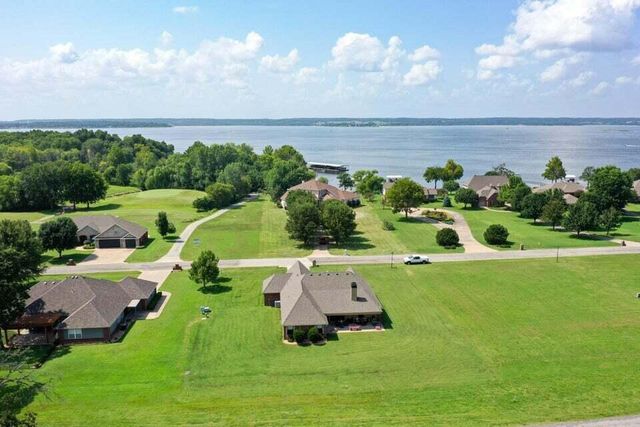 5026 Lake Breeze Road, Grove, OK 74344