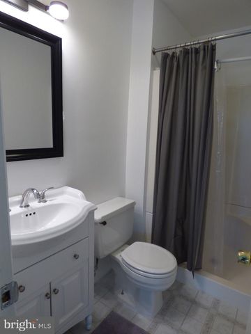 2216 FREAR PL, Herndon, VA 20170