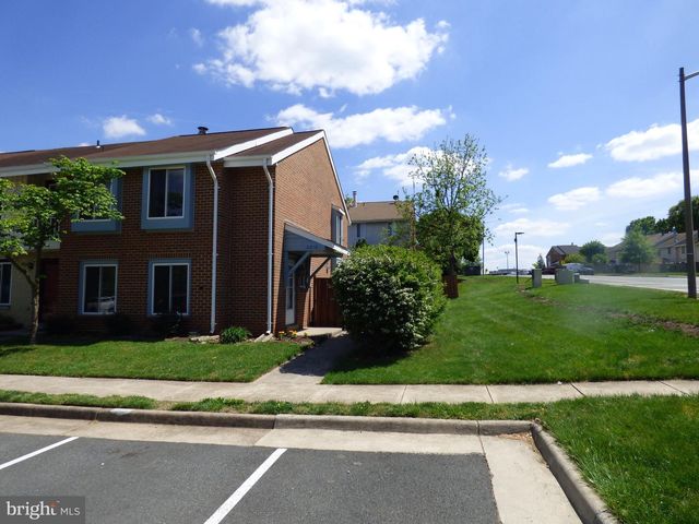 2216 FREAR PL, Herndon, VA 20170
