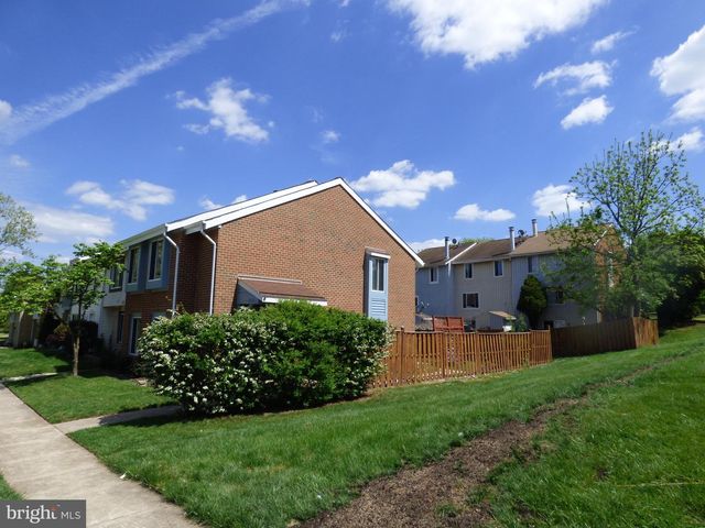 2216 FREAR PL, Herndon, VA 20170