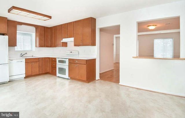 2216 FREAR PL, Herndon, VA 20170