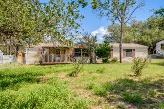 21884 Priest, Elmendorf, TX 78112