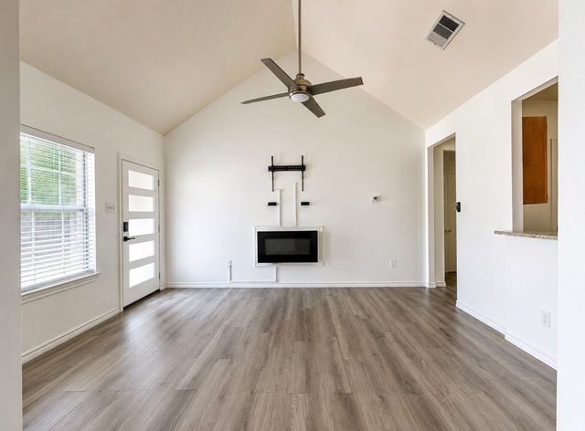 703 Perry Avenue, Waxahachie, TX 75165