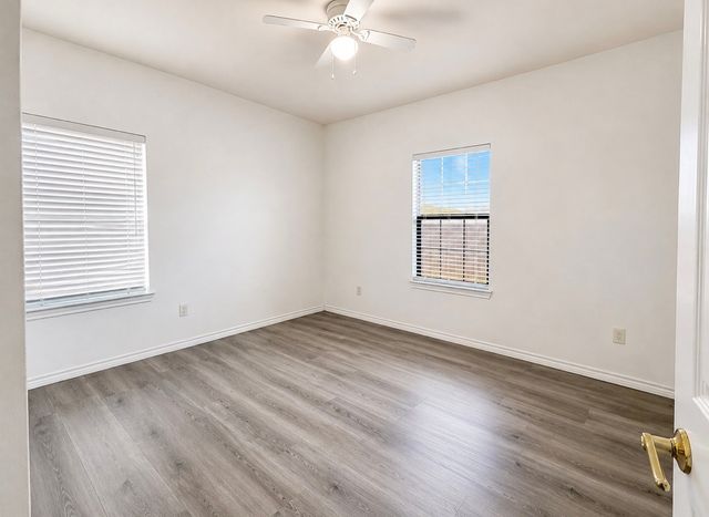 703 Perry Avenue, Waxahachie, TX 75165