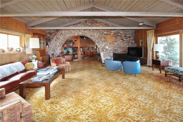 2521 Novato Place, Palos Verdes Estates, CA 90274